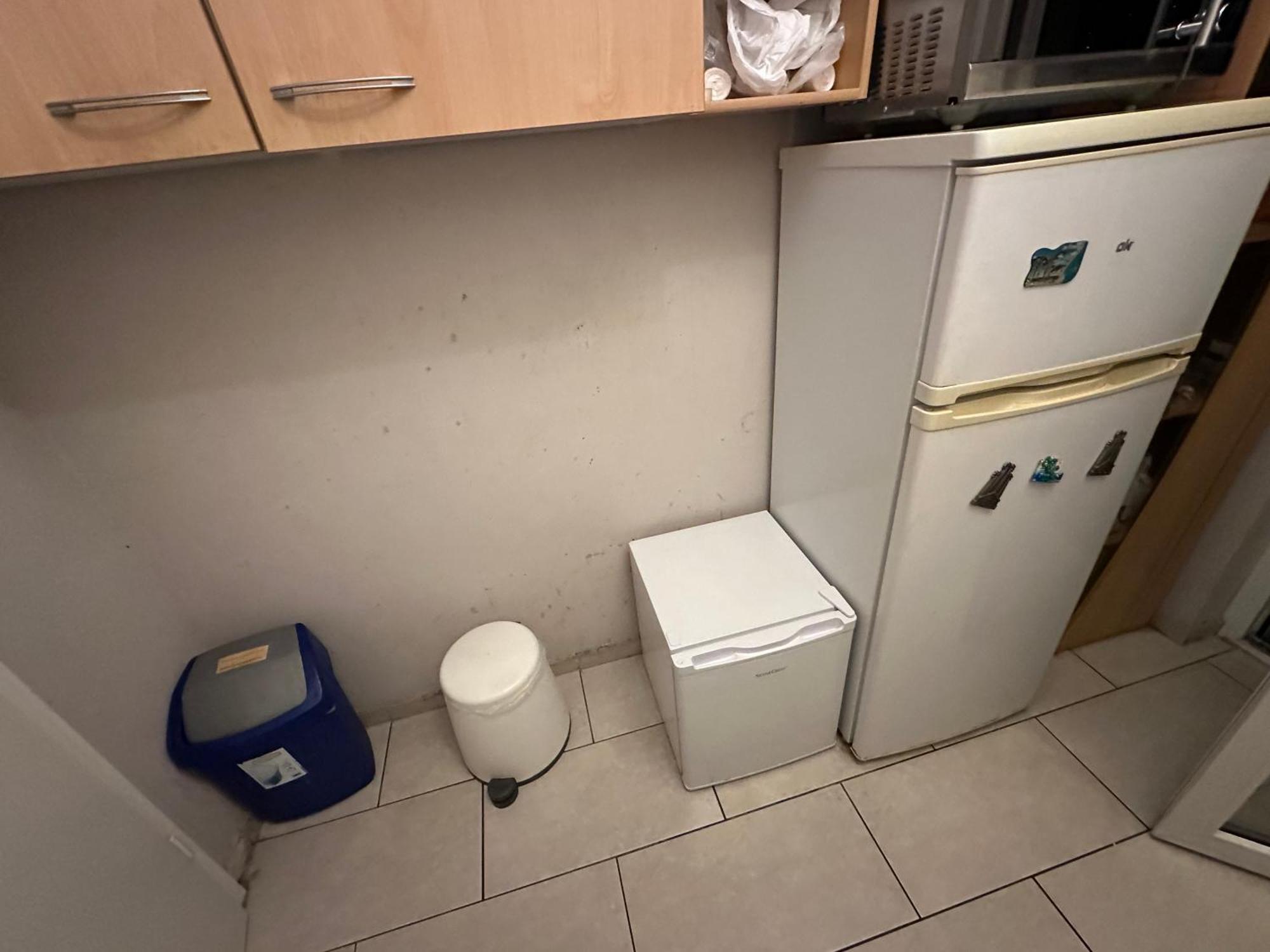 Schoenes Zimmer In Bahnhofsnaehe In Einer Wohnung Mit Grosser Terrasse Giessen Exterior photo