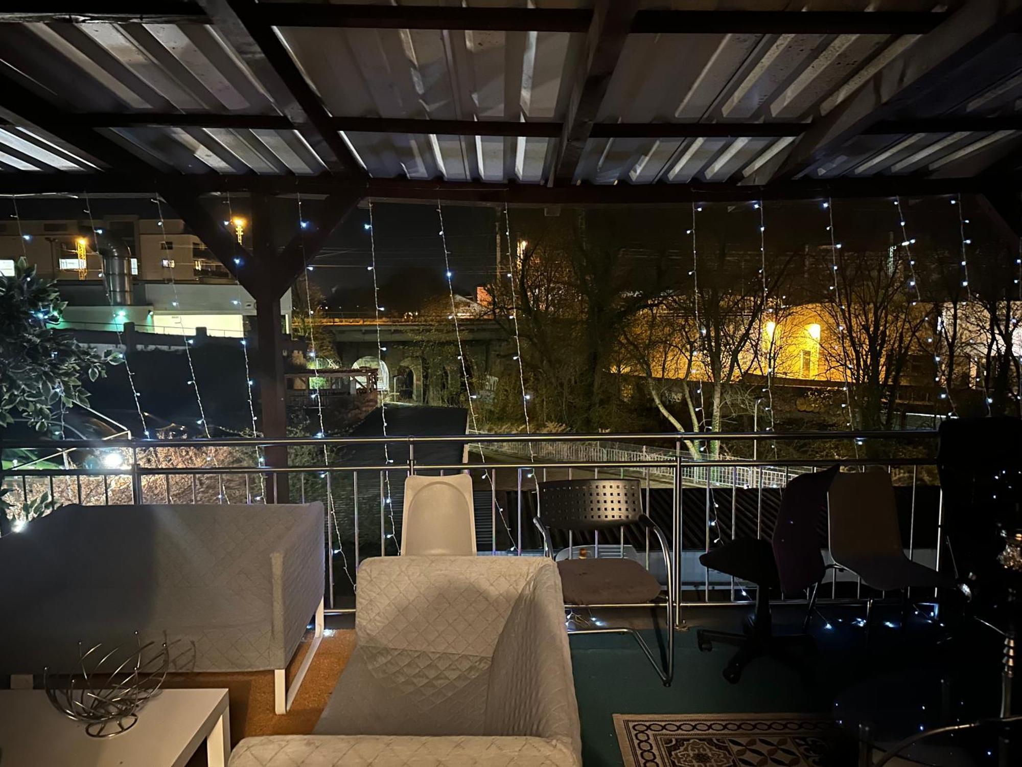 Schoenes Zimmer In Bahnhofsnaehe In Einer Wohnung Mit Grosser Terrasse Giessen Exterior photo