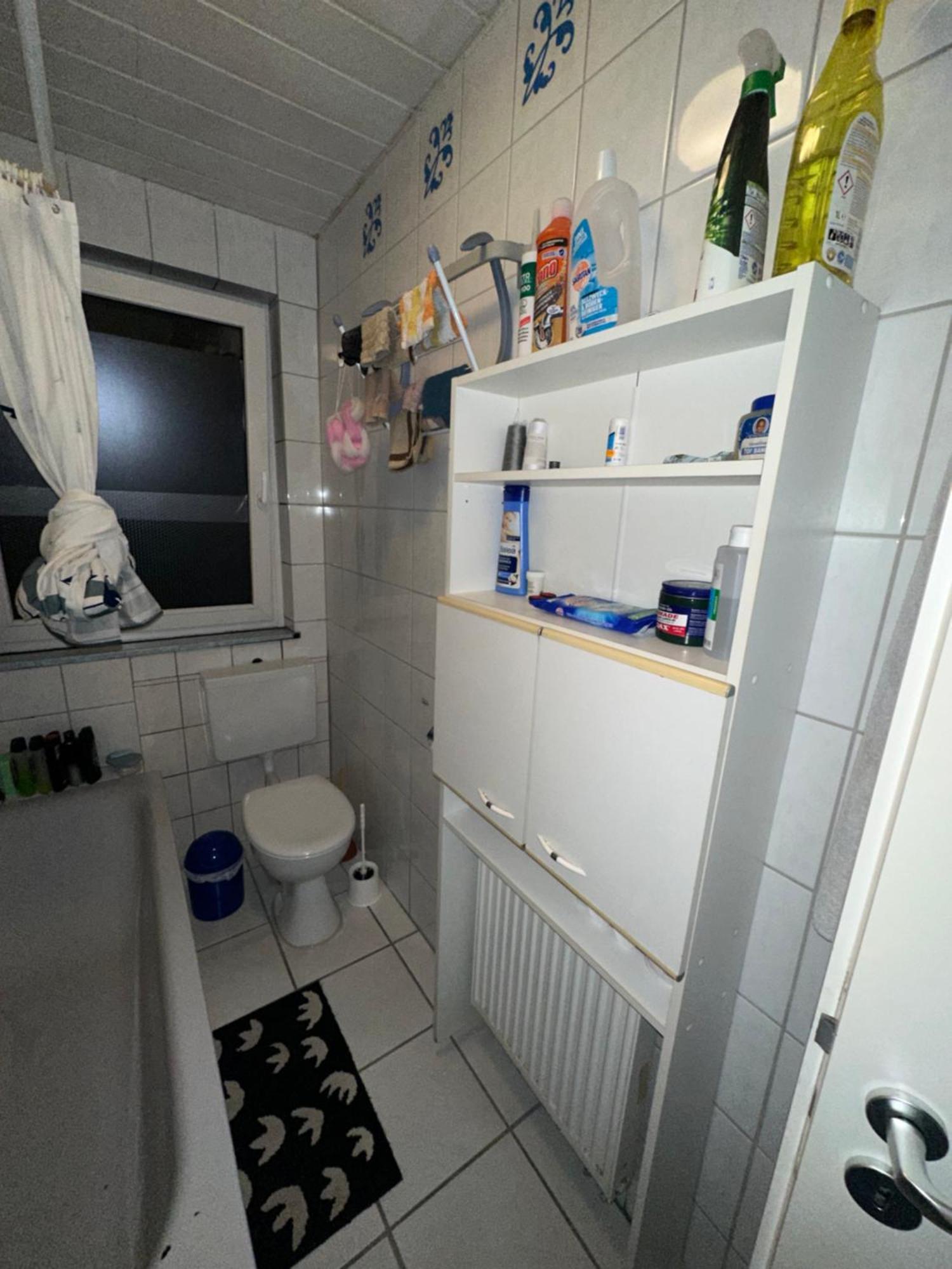 Schoenes Zimmer In Bahnhofsnaehe In Einer Wohnung Mit Grosser Terrasse Giessen Exterior photo